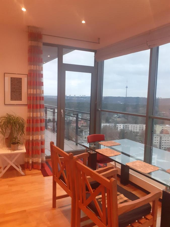 Luxury Apartment In Skyscraper Vilnius Bagian luar foto